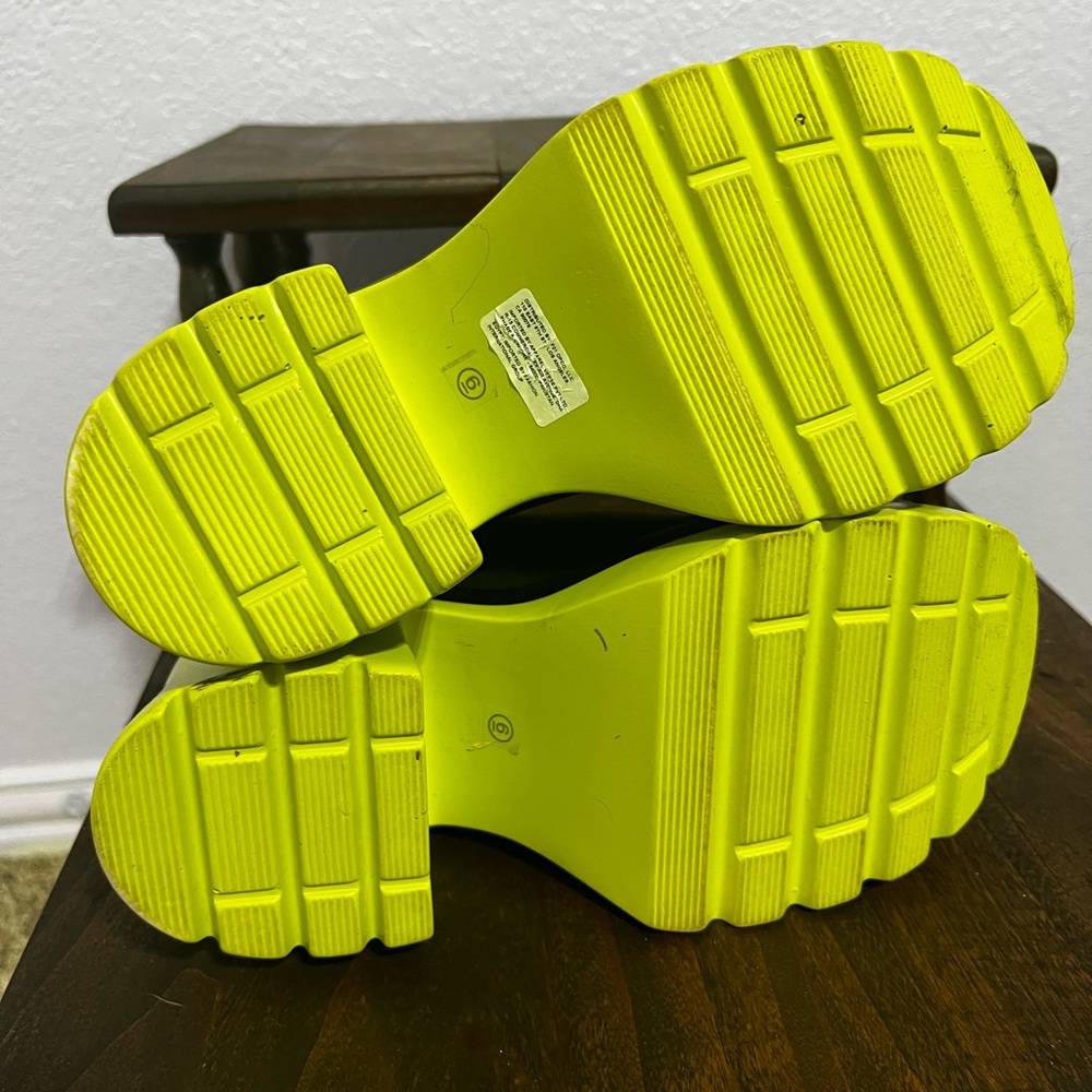 Black and Neon Green Platform Boots - Picture 6 of 6